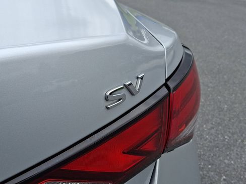 Used 2020 Nissan Sentra SV w/ Trunk Package FWD image 30