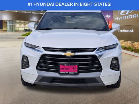 Used 2020 Chevrolet Blazer Premier w/ Driver Confidence II Package FWD image 2