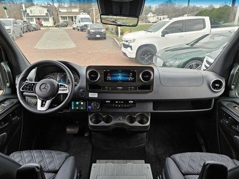 New 2024 Mercedes-Benz Sprinter 3500 image 14