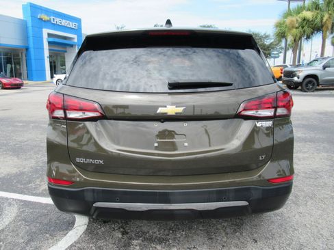 Used 2023 Chevrolet Equinox LT FWD image 7