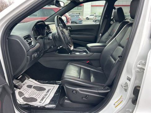 Used 2024 Dodge Durango GT image 2