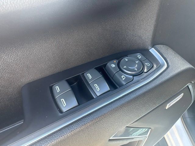 Used 2022 GMC Sierra 1500 SLT AWD/4WD image 16