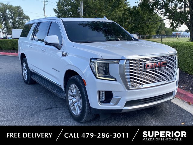 Used 2021 GMC Yukon XL Denali AWD/4WD image 1