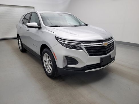 Used 2022 Chevrolet Equinox LT image 13