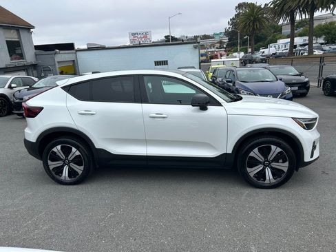 Used 2023 Volvo C40 P8 Recharge Plus w/ Protection Package Premier AWD/4WD image 4