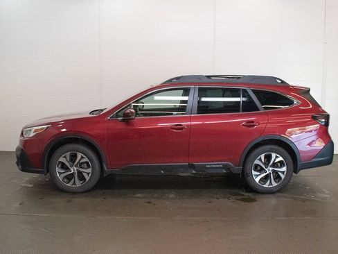 Used 2020 Subaru Outback Limited XT w/ Popular Package #2 AWD/4WD image 7