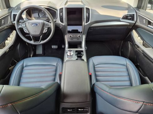 Used 2022 Ford Edge SEL w/ Sport Appearance Package AWD/4WD image 16