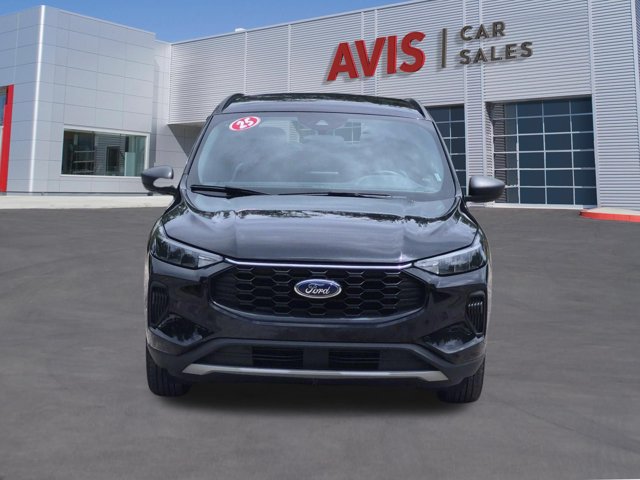 Used 2025 Ford Escape ST-Line FWD image 2