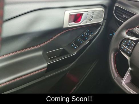 Used 2023 Ford Explorer ST-Line w/ Class IV Trailer Tow Package image 31