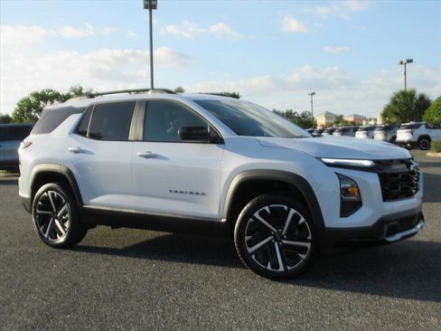 New 2026 Chevrolet Equinox RS w/ Convenience Package III image 2