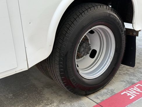 Used 2017 Ford F350 XL w/ XL Value Package image 41