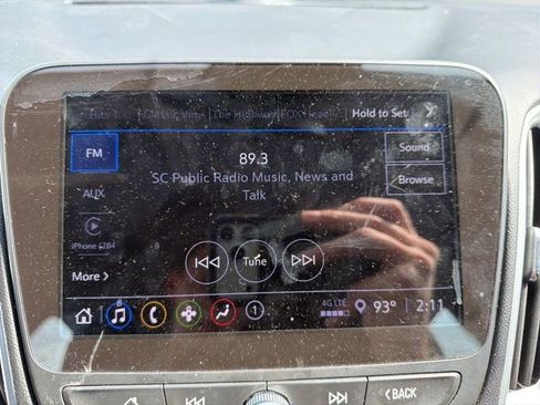 Used 2024 Chevrolet Malibu LT image 25