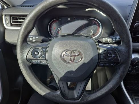 Used 2023 Toyota RAV4 XLE image 17