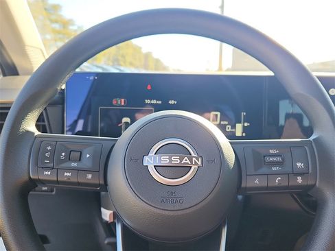 New 2026 Nissan Kicks SV image 9