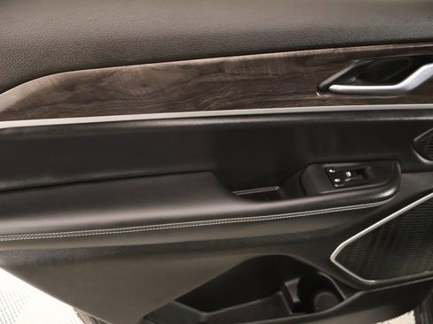 Used 2022 Jeep Grand Cherokee L Limited RWD image 18