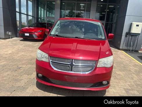Used 2012 Dodge Grand Caravan Crew w/ Crew Value Pkg FWD image 3