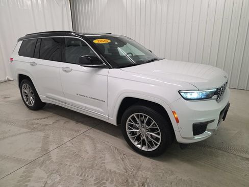 Used 2025 Jeep Grand Cherokee L Summit AWD/4WD image 7