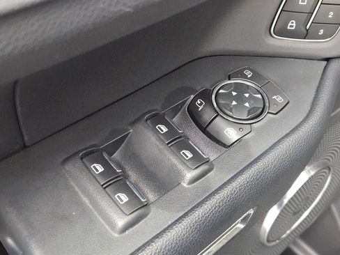 Used 2023 Ford Expedition Max XLT image 22