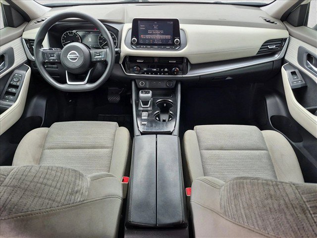 Used 2021 Nissan Rogue SV FWD image 15