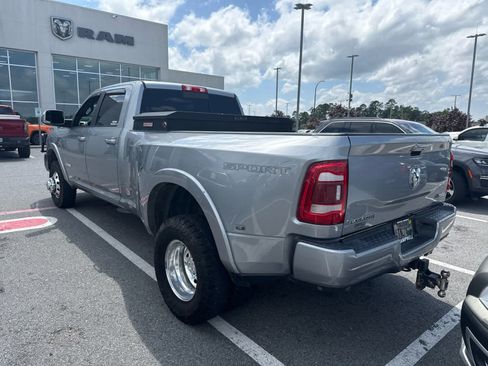 Used 2022 RAM 3500 Laramie AWD/4WD image 4