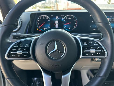Certified 2023 Mercedes-Benz GLB 250 image 29