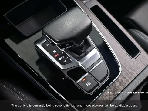 Used 2024 Audi Q5 2.0T Premium w/ Convenience Package image 24