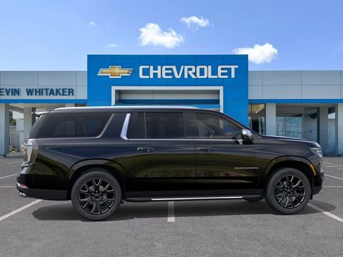 New 2026 Chevrolet Suburban Premier image 29