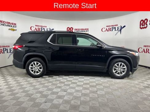 Used 2020 Chevrolet Traverse LT image 9