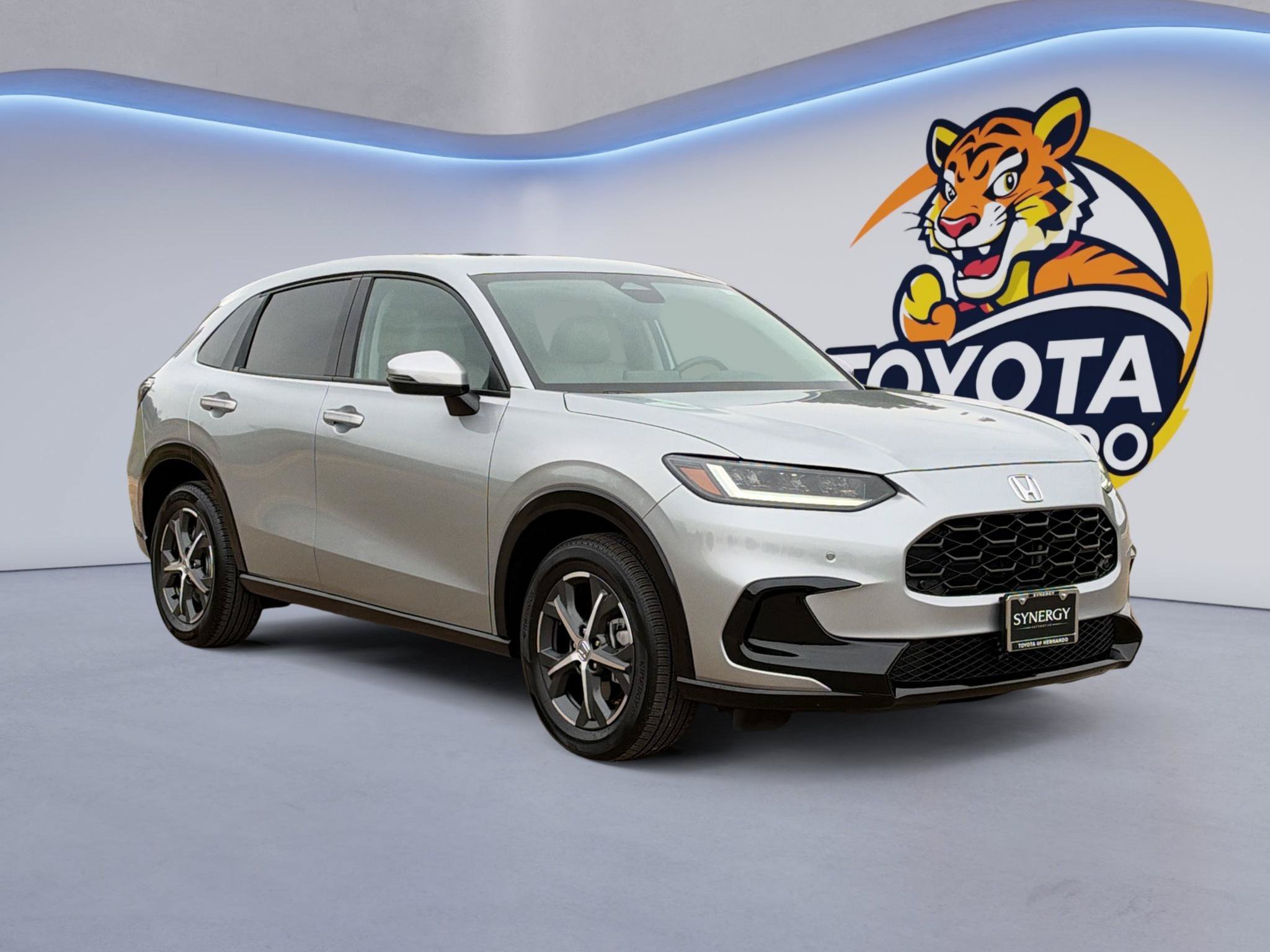 Used 2025 Honda HR-V EX-L image 3