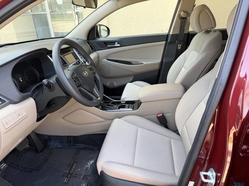 Used 2016 Hyundai Tucson SE w/ Option Group 02 image 9