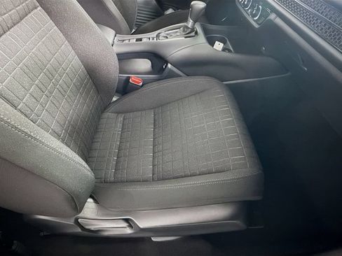 Used 2023 Honda HR-V LX image 36
