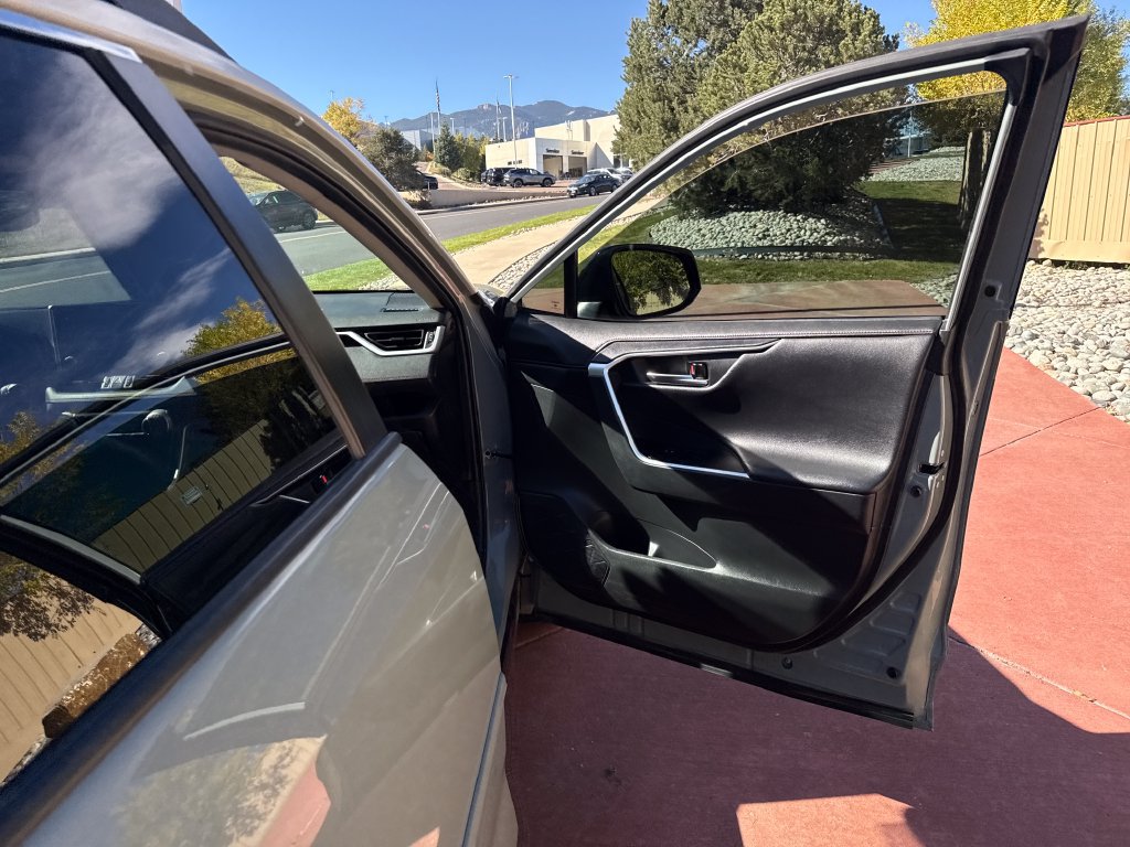 Used 2021 Toyota RAV4 TRD Off-Road w/ TRD Off-Road Weather Package AWD/4WD image 28