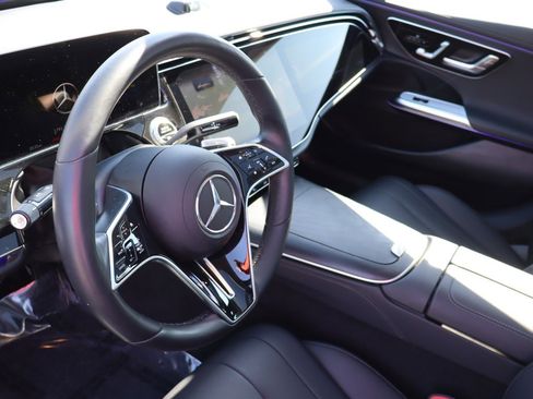 Used 2025 Mercedes-Benz E 450 4MATIC Sedan w/ Driver Assistance Package image 9