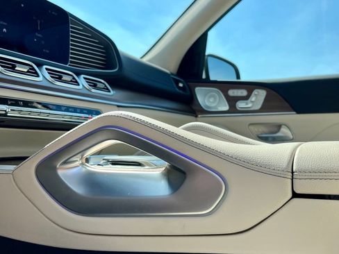 Certified 2026 Mercedes-Benz GLS 450 4MATIC image 16