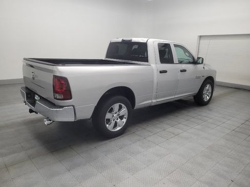 Used 2018 RAM 1500 Express RWD image 10
