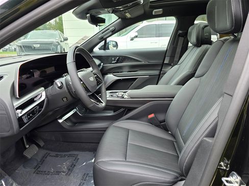 New 2026 Cadillac Lyriq Premium Sport image 20