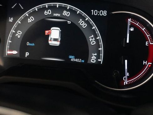 Used 2023 Toyota RAV4 XLE Premium FWD image 8