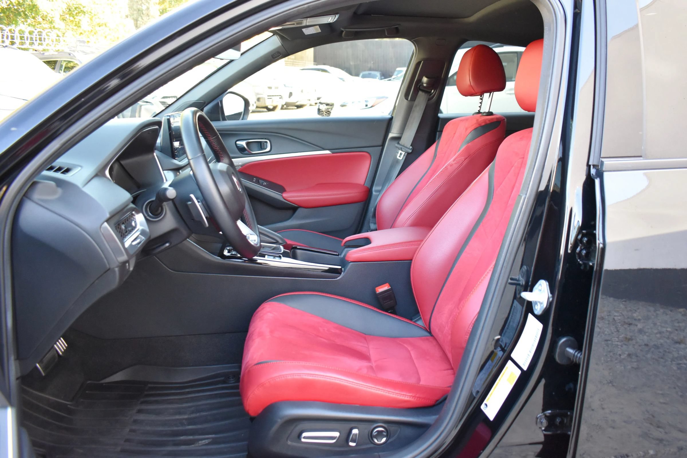 Used 2025 Acura Integra A-Spec w/ Technology Package FWD image 10
