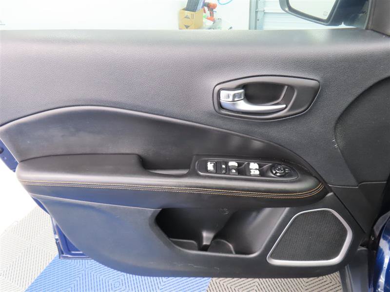 Used 2019 Jeep Compass Limited w/ Safety & Security Group AWD/4WD image 15