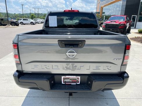 Used 2024 Nissan Frontier S AWD/4WD image 18