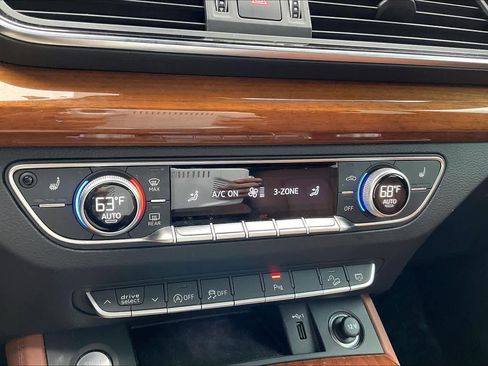 Used 2022 Audi Q5 2.0T Premium Plus image 26