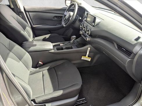 Certified 2025 Nissan Sentra S image 19