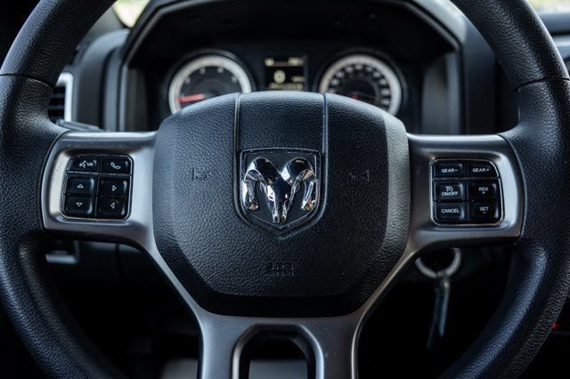 Used 2024 RAM 1500 Warlock AWD/4WD image 16
