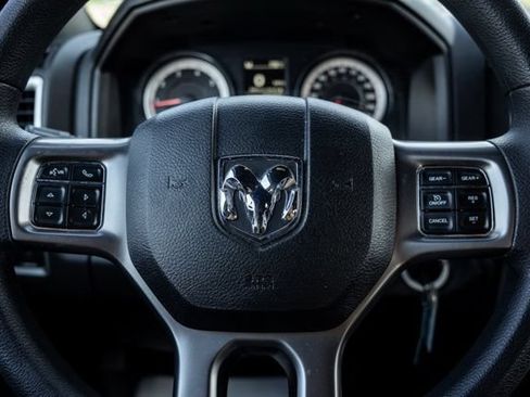 Used 2024 RAM 1500 Warlock AWD/4WD image 16