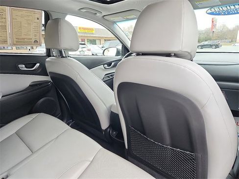 Certified 2023 Hyundai Kona Limited w/ Cargo Package image 32