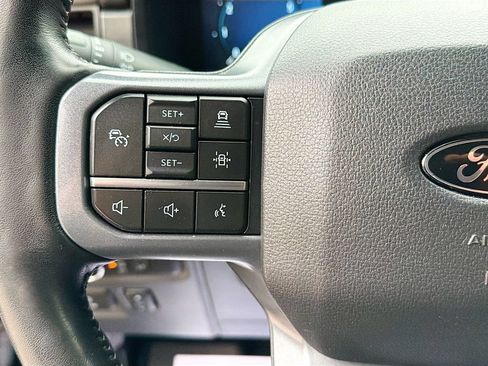 Used 2024 Ford F150 Lariat AWD/4WD image 12