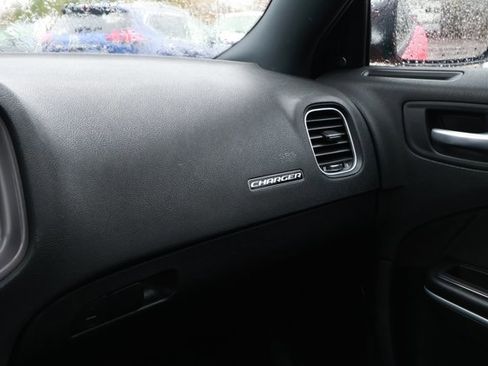Used 2023 Dodge Charger SXT image 23