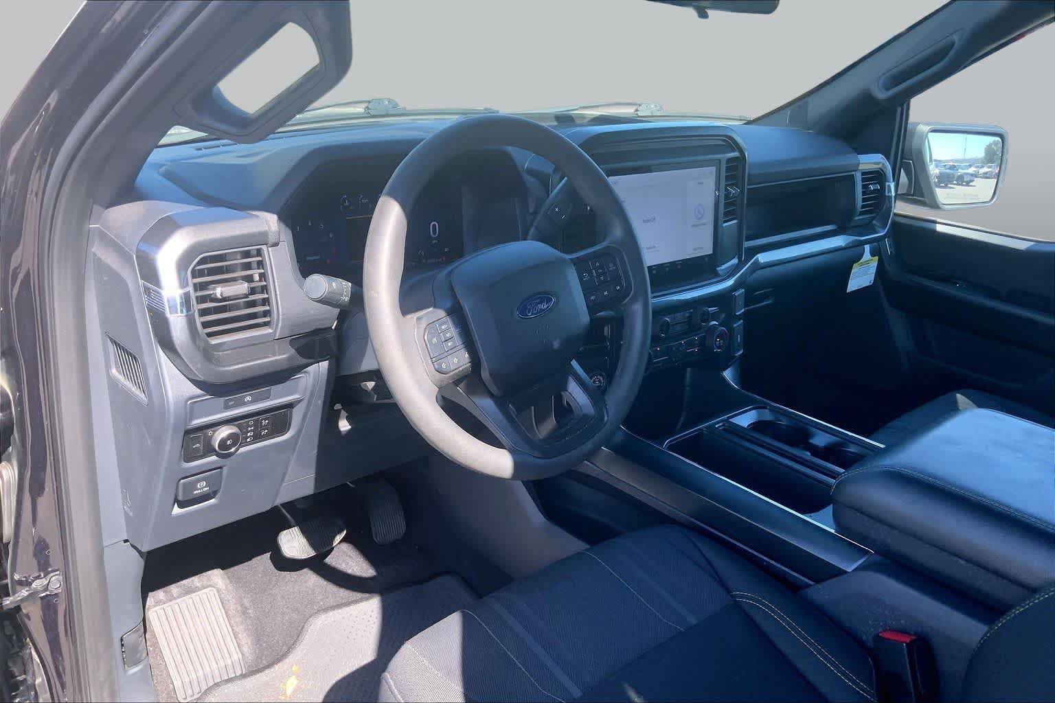 Certified 2025 Ford F150 STX w/ Equipment Group 200A RWD image 17
