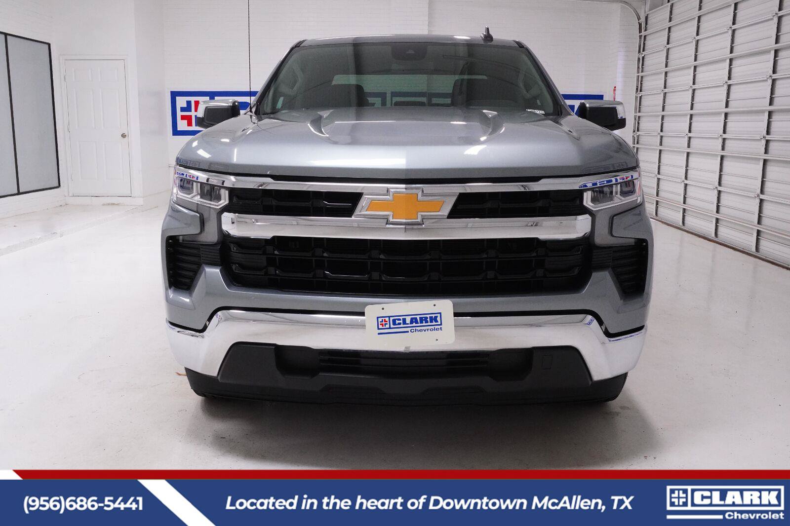 Used 2025 Chevrolet Silverado 1500 LT RWD image 3