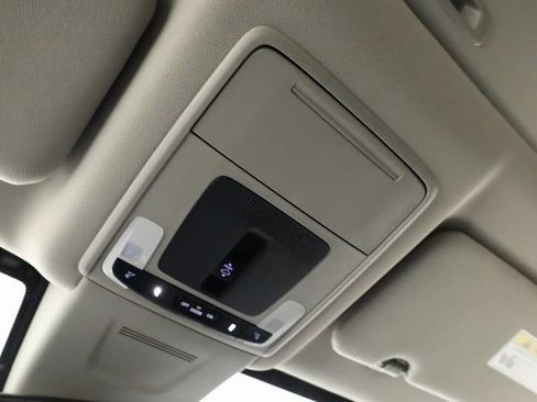 Used 2025 Honda CR-V EX image 27